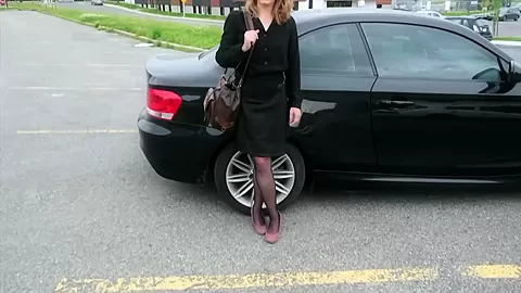 Jaimie, 27, loves the outdoors!
