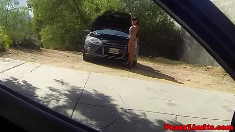 Leashed skank rough pounded doggystyle