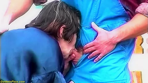 80 years old granny outdoor fucked