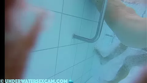 I Always Thought Young Girls Preferred The Total Shave