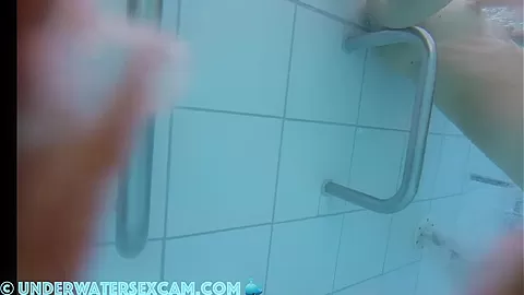 I Always Thought Young Girls Preferred The Total Shave