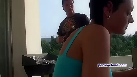 Outdoor pussy show