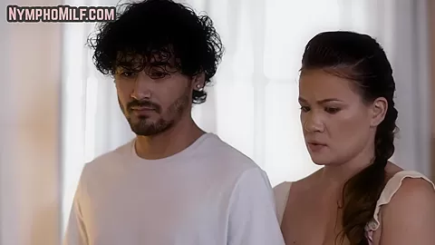 MILF sluts share BWC in threesome fuck in missionary