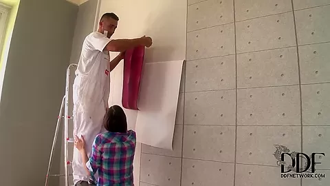 A worker gets lucky with a real hot babe