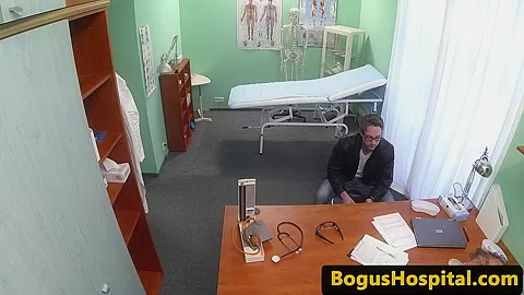 Real euro patient pussyfucked by doctor