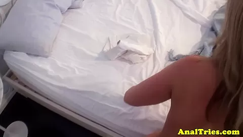 Amateur girlfriend cocksucking before anal