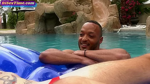 Bisexuals love fucking nympho bitch in tight pussy hole