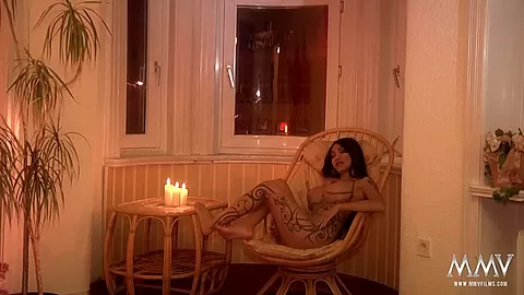 Stunning Busty Thai bomb