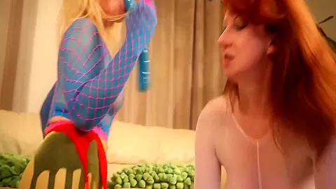 Nylons,nylons,nylons
