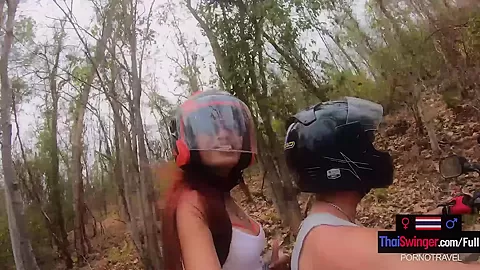 Asian amateur girlfriend sucks and fucks on camera after sight seeing