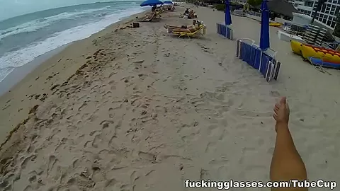 Fucking random vacation hottie