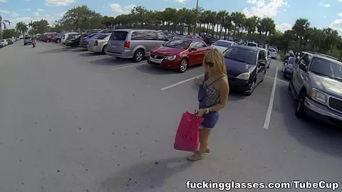 Give me a ride and your pussy