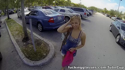 Give me a ride and your pussy