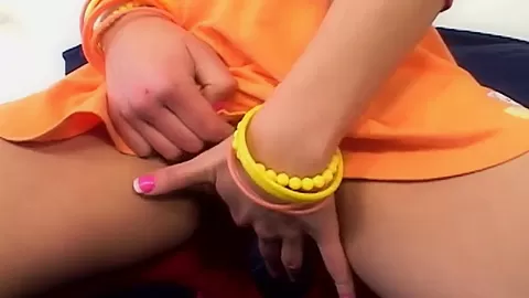 Lil Lexy fingers herself in naughty solo