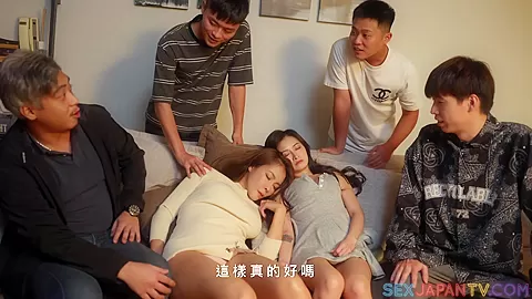 Four Guys In Two Babes