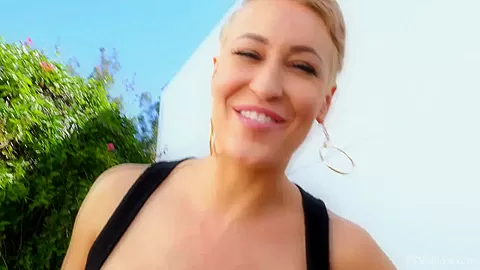 Spectacular MILF Returns - FTVMILFs