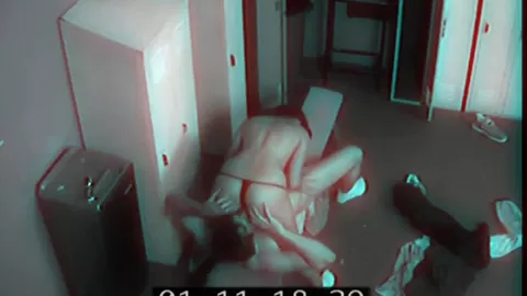 Horny gym slut getting pussy fucked