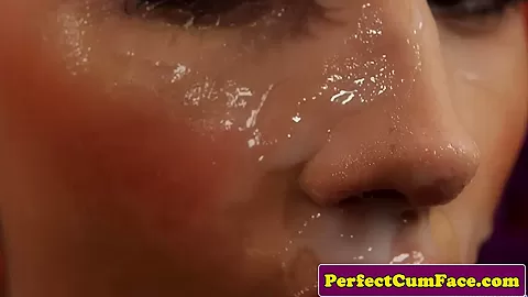 Fingered wifey double facialized in threesome