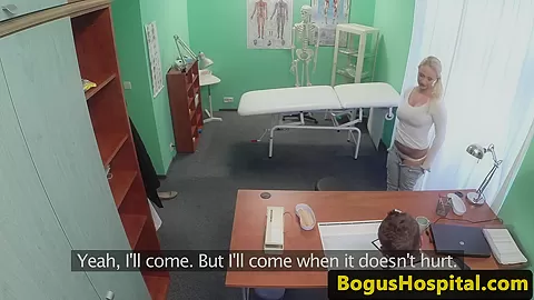 Czech amateur patient railed by the doctor