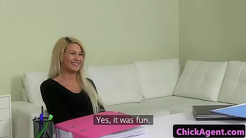 Czech amateur has ffm fun during sex audition