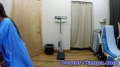 Strangers In The Night: Way Not Fair Edition - Solana - Part 3 of 11 - DoctorTampa