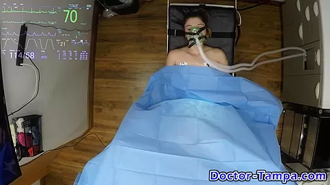 A Journey Into The Mind - Lainey - Part 1 of 3 - CaptiveClinic