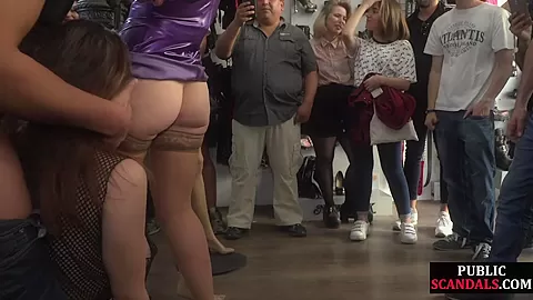 Pathetic babe to group public rimjob n deepthroating