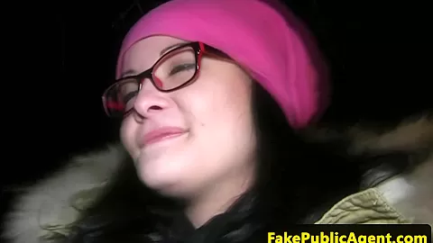 Pickedup euro amateur gives head in public