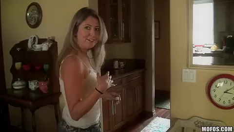 Young chick, that I met on the street was really easy to fuck