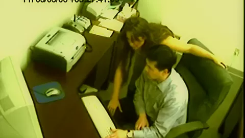 A guy with her co worker Masturbating him