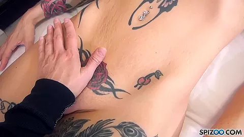Annabell Peaks Massage Parlor - Spizoo