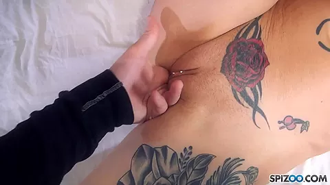 Annabell Peaks Massage Parlor - Spizoo