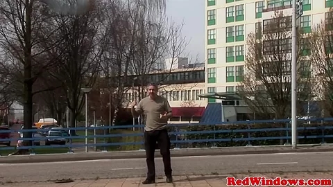 Pussyeaten dutch prostitute treating tourist