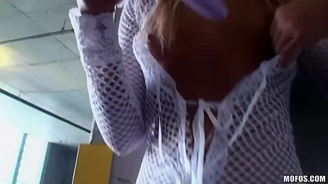Young blonde Allexis stuffs her twat at parking lot