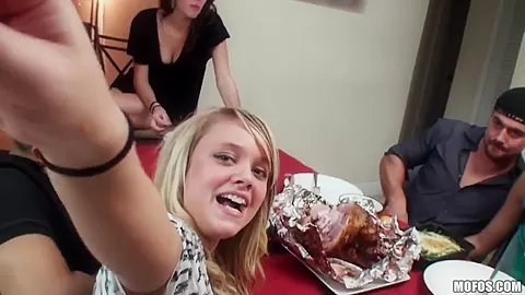 Cuddly babe with nice forms smiles and sucks cock