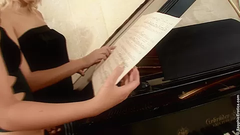 Fingering and pussy licking near the piano