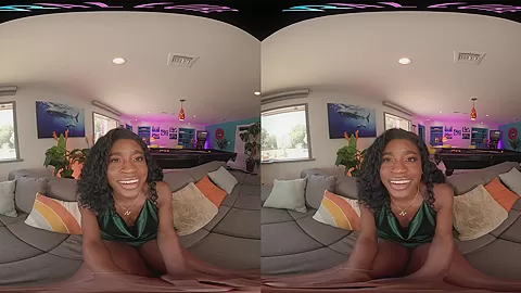 Ebony bombshell plays with her pussy in virtual reality