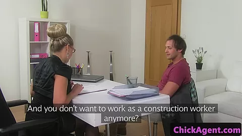 Les lingerie casting agent fingered by client