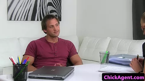 Les lingerie casting agent fingered by client