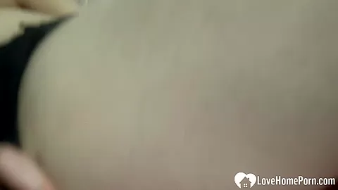 Sexy mature girl likes to pleasure herself passionately