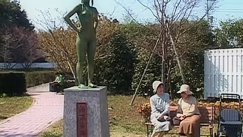 Cosplay Porn: Public Painted Statue Fuck 1