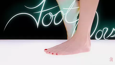 Stepmom and Step daughter lesbian foot sex