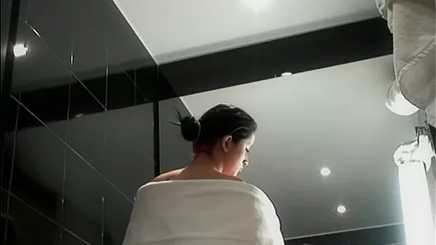 teen 18+ Diana with Big Ass Showing Naked