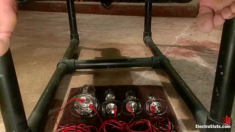 Electo Ass Stretching