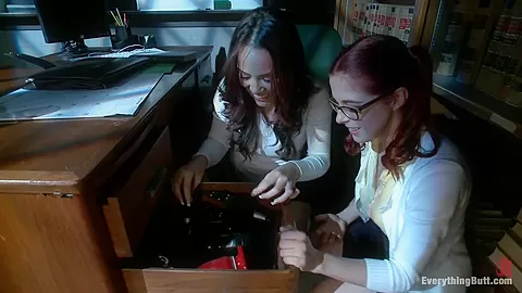 Classroom Anal Girls Kristina and Penny