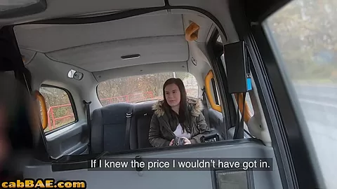 Greedy taxi babe fucked outdoor in cab by taxi driver