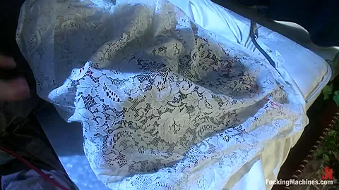 Sorority Girl Spends the Night in Abandoned Haunted Acworth Bedroom