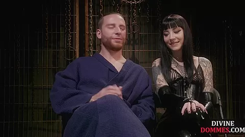 Latex 21yo femina facesits BDSM sub and squeezes his balls