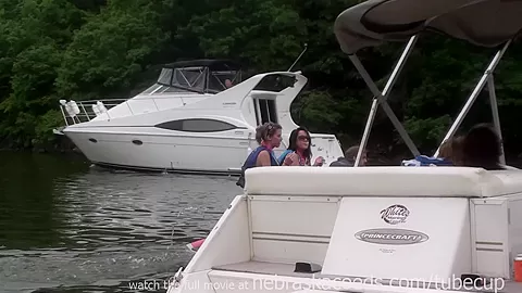 Home Video Hot Girls Partying On A Lake In Missouri