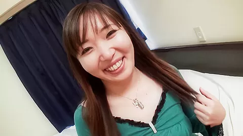 Subtitles - Japanese girl Haruka Ohsawa gets a big cock